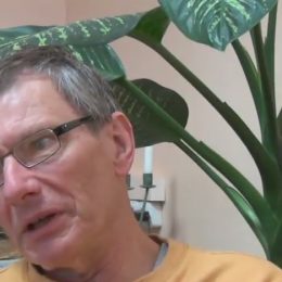 Pan Zbyněk se chce studiu věnovat i v budoucnu, kromě četby se na sobě snaží pracovat