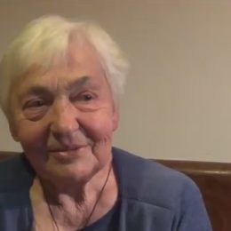 Paní Eva již nenavazuje nové vztahy, s manželem se stýkají spíše s lidmi, které poznali dříve.