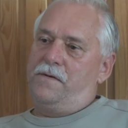 Pan Michal v minulosti podstoupil chemoterapii, na kterou reagoval nevolností a třesem a z ozařování mu zůstaly urologické problémy. Na své zdravotní problémy nyní užívá 6 léků denně, ale jeho stav je stabilizovaný.