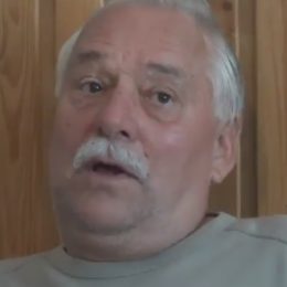 Pan Michal se v noci budí kvůli problémům s prostatou, ráno kvůli tomu bývá vyčerpaný.