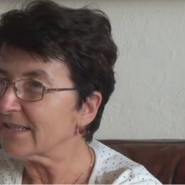 Paní Marie C.  trpěla inkontinencí, nyní se snaží mezi známými propagovat, že se tyto problémy dají efektivně léčit.