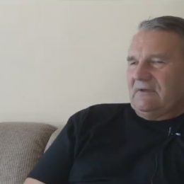 Pan Josef mluví o tom, že s manželkou neměli finanční problémy a mohli i cestovat, po tom, co zemřela, je to horší.