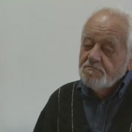 Pan Jan by v domově pro seniory uvítal více aktivit a společenského kontaktu.