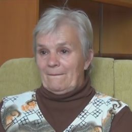 Paní Marie E. přeje mladší generaci život v míru.