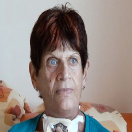 <strong> První oznámení diagnózy bylo pro paní Dášu velkým šokem, hodně plakala. </strong> <br> Textový přepis rozhovoru:  A aké to bolo, keď vám to povedali? Strašně jsem plakala. Říkám: „No, mám rakovinu.“ Ale taky říkám: „Musím bojovat.“ Jo. A bojuju. …. Keď vám to hovorili, boli ste schopná rozumieť tým informáciám? Ano. Bolo to zrozumiteľné. Dobre. A keď vám to povedali, ako vám to ovplyvnilo život potom? Aký to malo vplyv na váš život? No, byla jsem v ten moment v šoku. Jo? Strašně. Nepřála bych to nikomu. Ani tomu nejhoršímu.